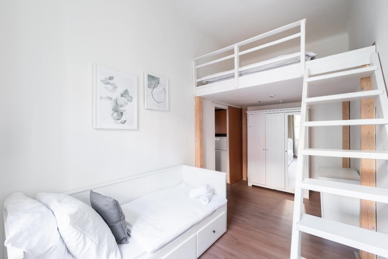 Budget Reznicka Apartment ปราก ภายนอก รูปภาพ