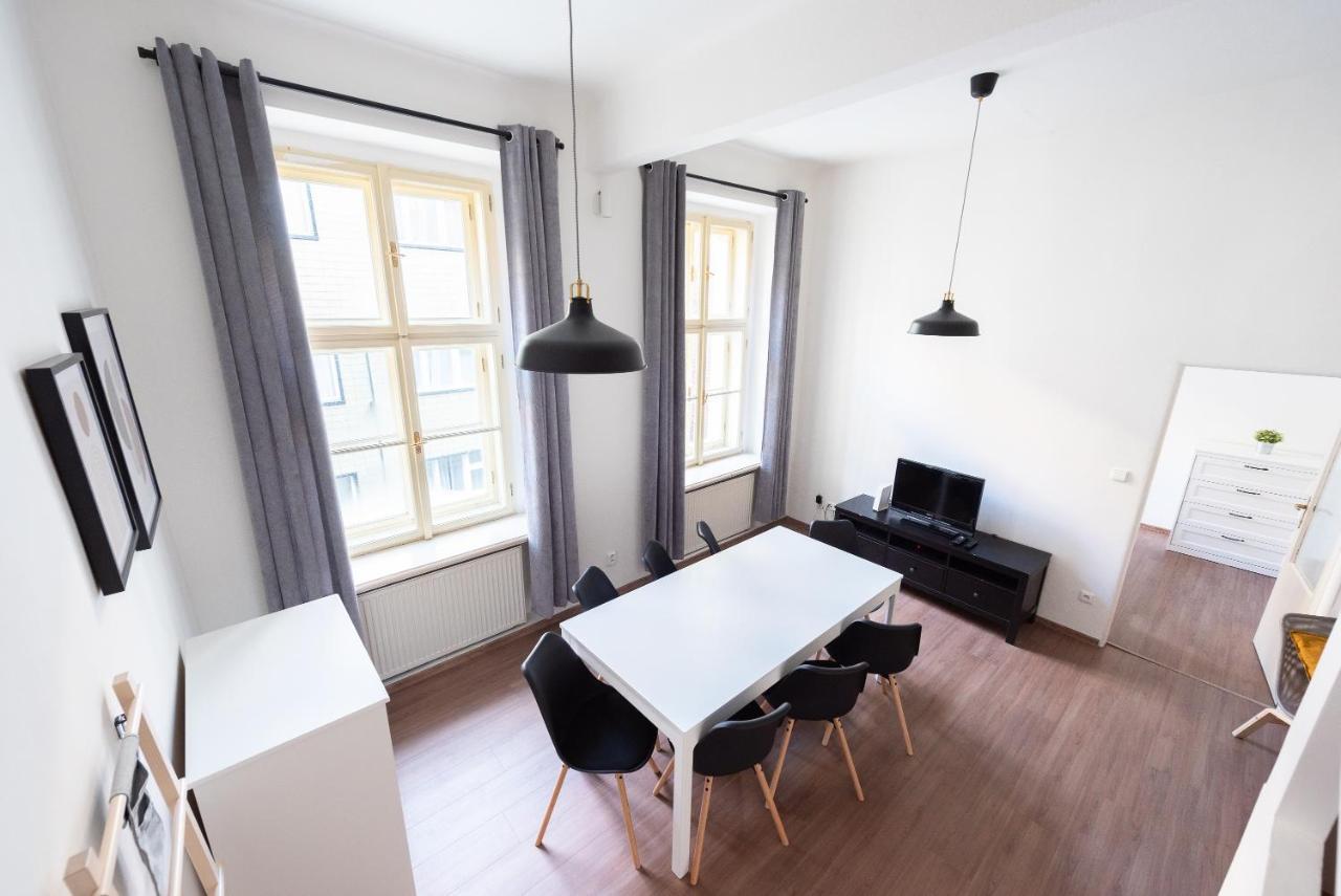 Budget Reznicka Apartment ปราก ภายนอก รูปภาพ